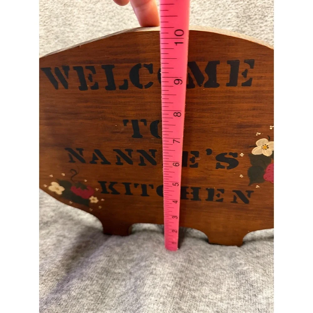 Vintage Hand Painted Wood Pig Sign Welcome To Nannies Kitchen Folk Art 18